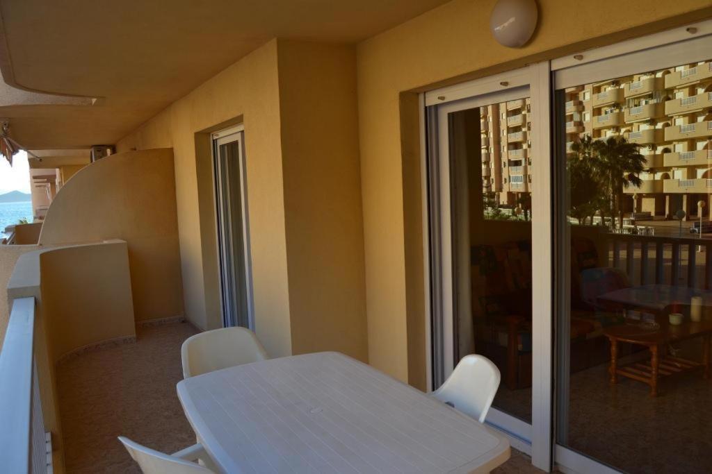 Apartamentos Turisticos Puerto Tomas Maestre Ла Манга Дел Мар Менор Екстериор снимка