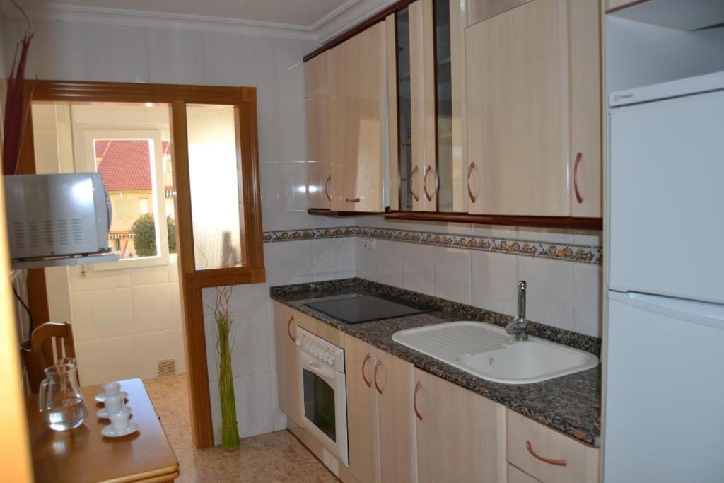 Apartamentos Turisticos Puerto Tomas Maestre Ла Манга Дел Мар Менор Стая снимка