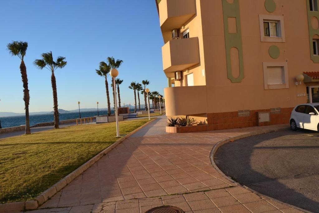 Apartamentos Turisticos Puerto Tomas Maestre Ла Манга Дел Мар Менор Екстериор снимка