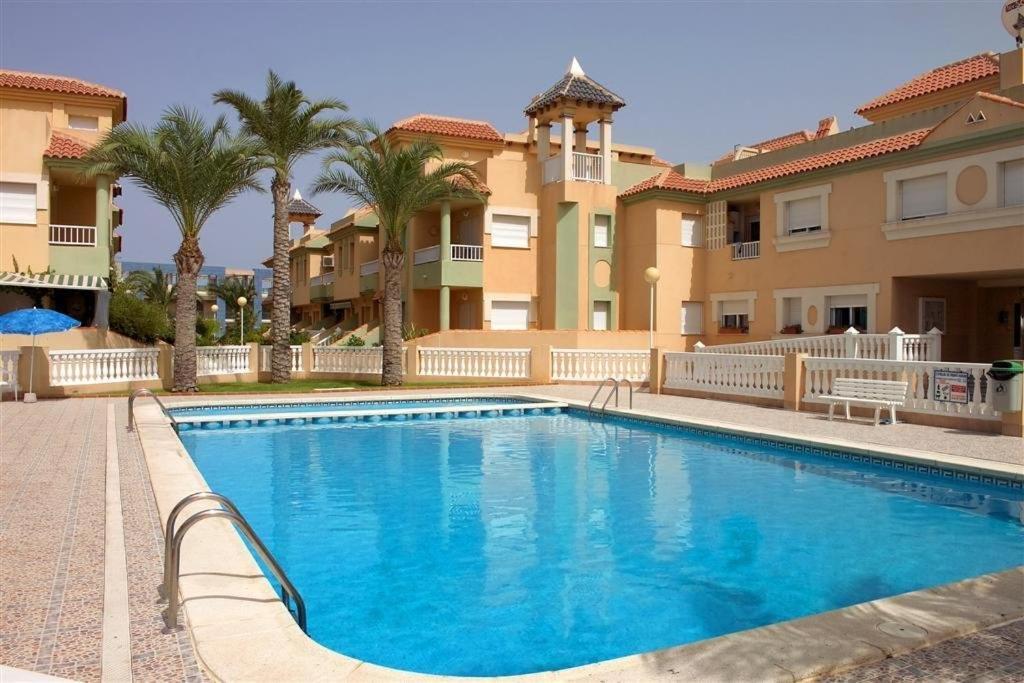 Apartamentos Turisticos Puerto Tomas Maestre Ла Манга Дел Мар Менор Екстериор снимка